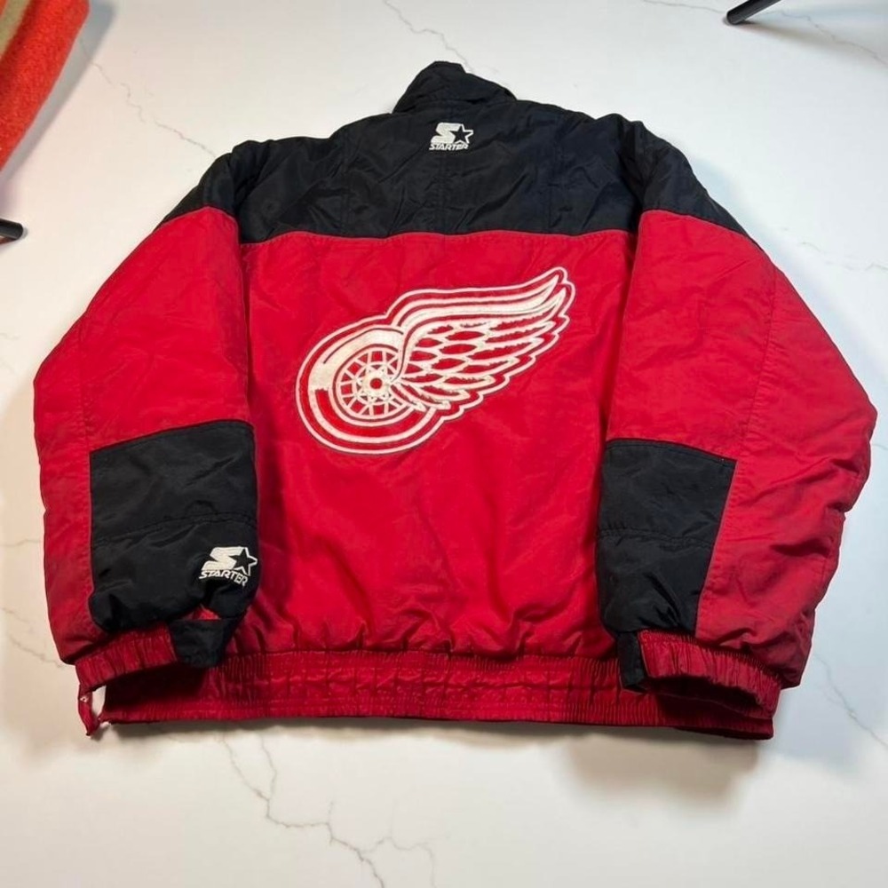 Vintage starter Detroit Red Wings NHL puffer jacket size Small